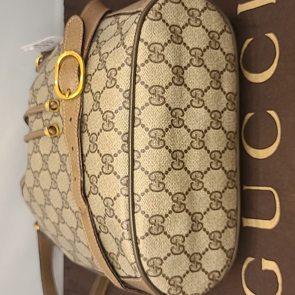 GUCCI ACCESSORIES VINTAGE 70’S WEB SHERRY DRAWSTRING GG SUPREME COATED BUCKETBAG - Picture 15 of 17